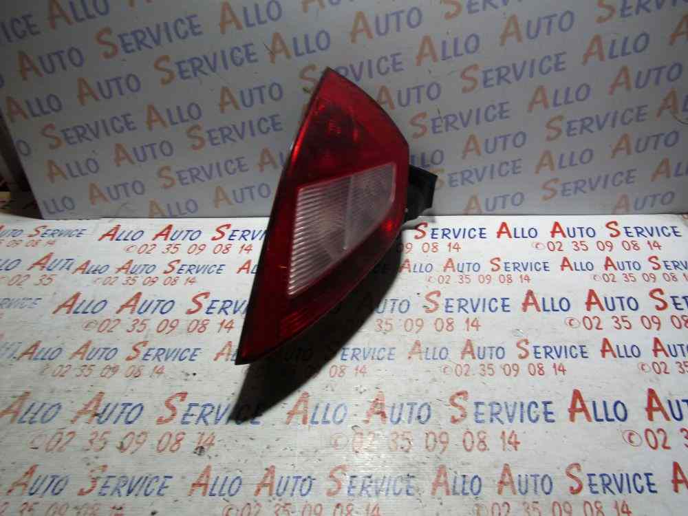 Feu Antibrouillard Gauche
RENAULT Espace 4

