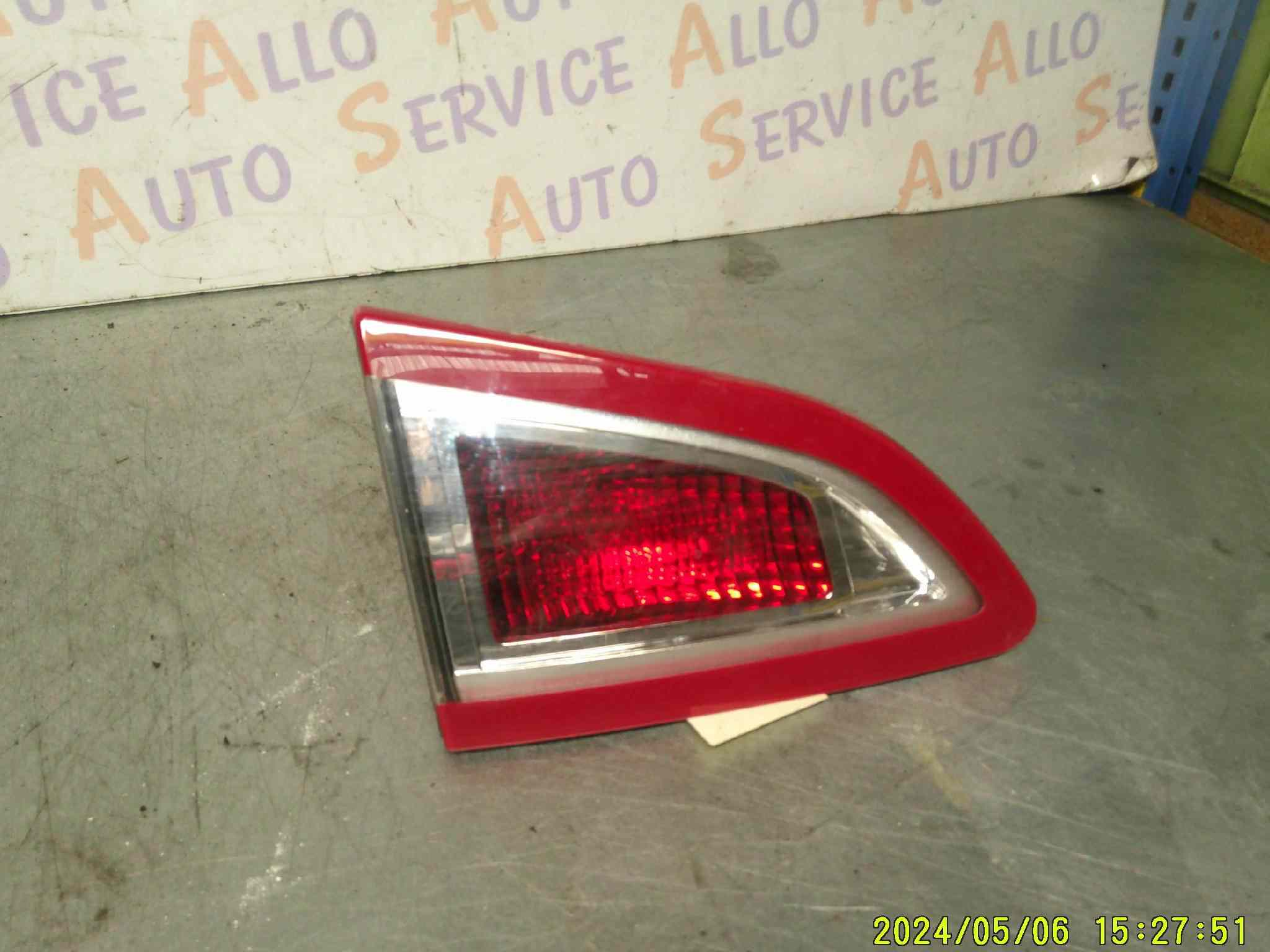 Feu Arriere de hayon Gauche
RENAULT Scenic 3


