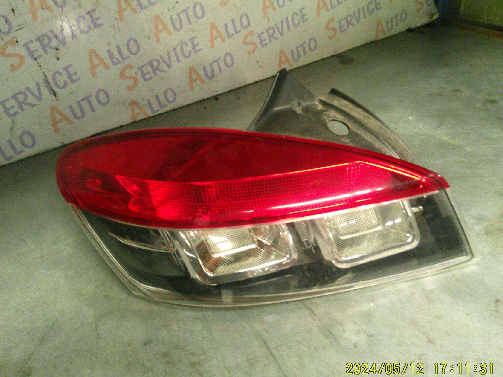 Feu Arriere Gauche
RENAULT Megane 3 PHASE 1 COUPE 1.9DCI

