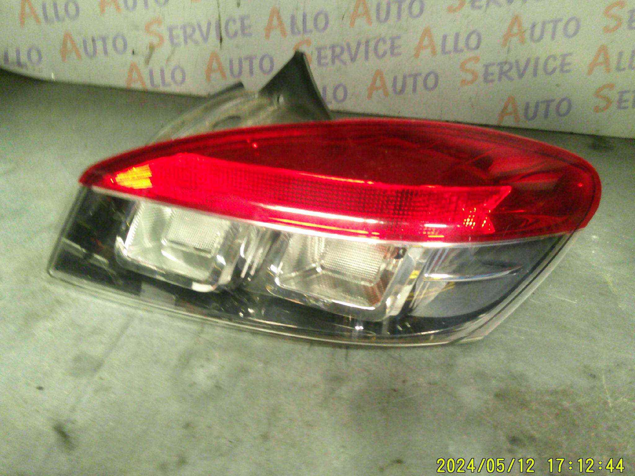 Feu Arriere Droit
RENAULT Megane 3 PHASE 1 COUPE 1.9DCI

