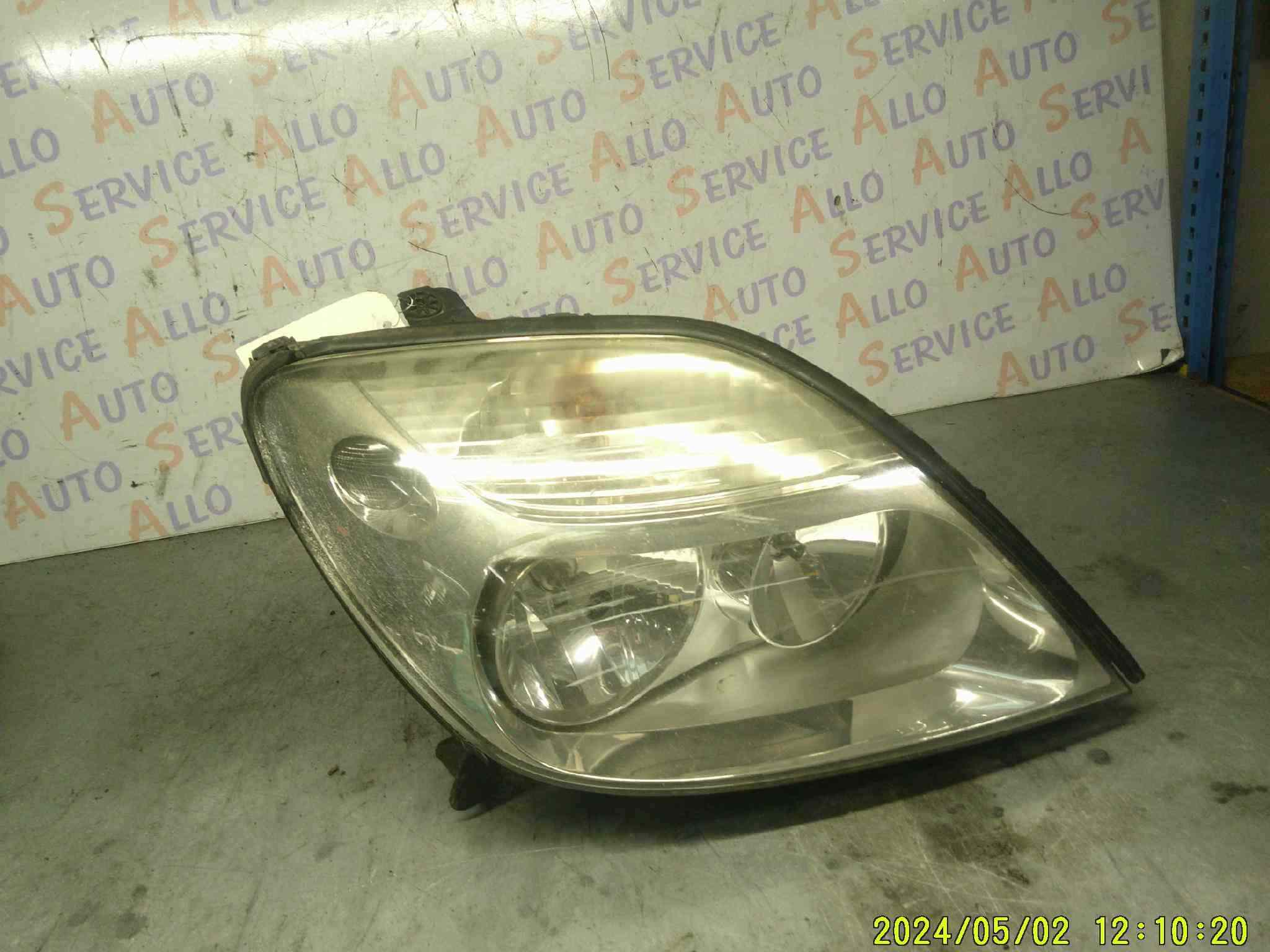 optique Avant DROIT 
RENAULT Scenic 1 

