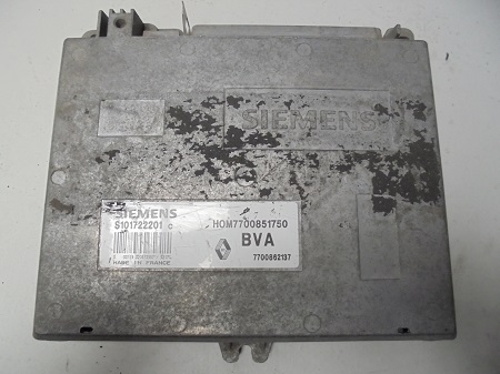 Calculateur RENAULT
SAFRANE 3.0 V6 Automatique

Siemens S101722201 C
Hom 7700851750
7700862137


