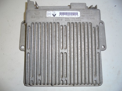 Calculateur 
RENAULT Clio 1.2 Essence
An 1996 - 1998

Sagem PLF 7700104718
Hom 7700868295

