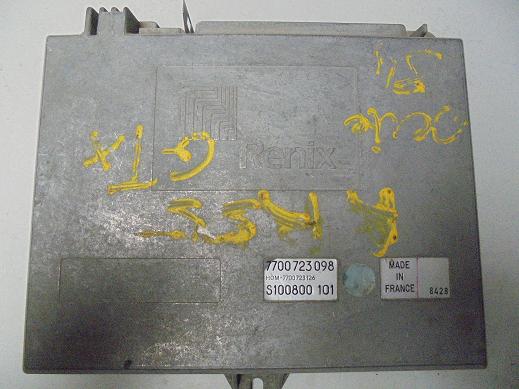 Calculateur 
RENAULT R25 2.2

RENIX S100800101
Hom 7700725126
7700723098


