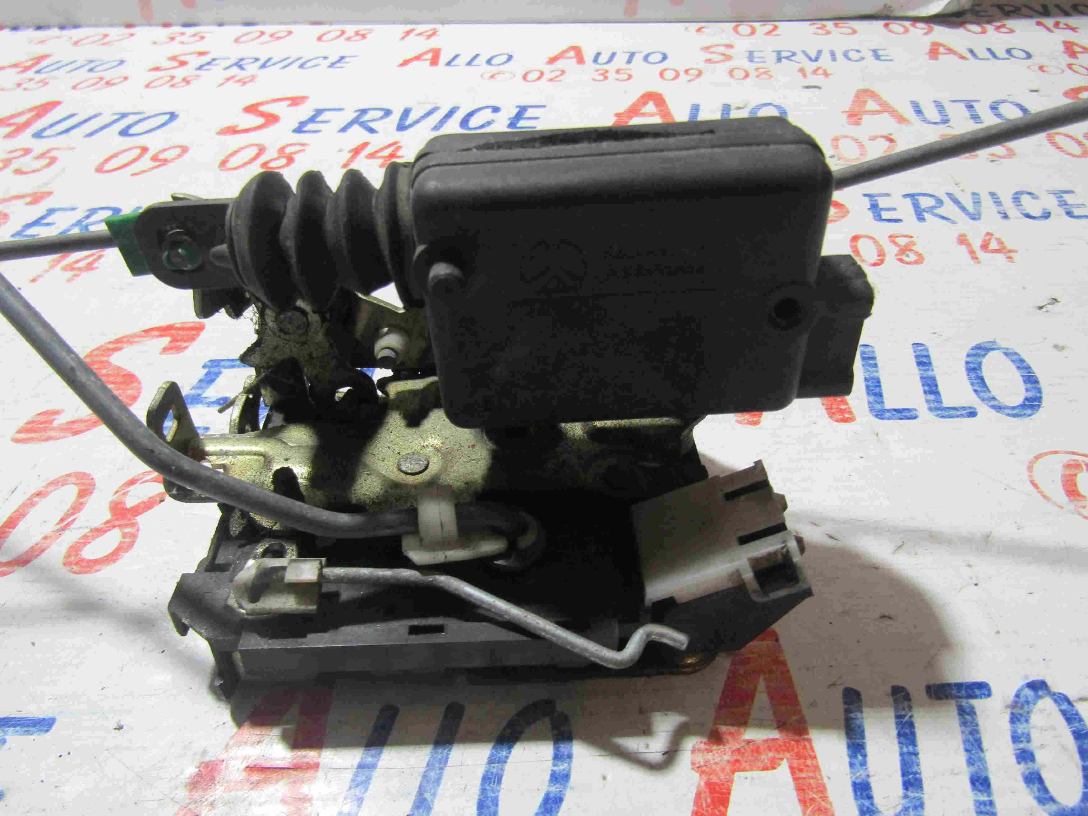 Serrure Avant Droit
RENAULT R19 Cabriolet
07.1992

Frais de port sur devis