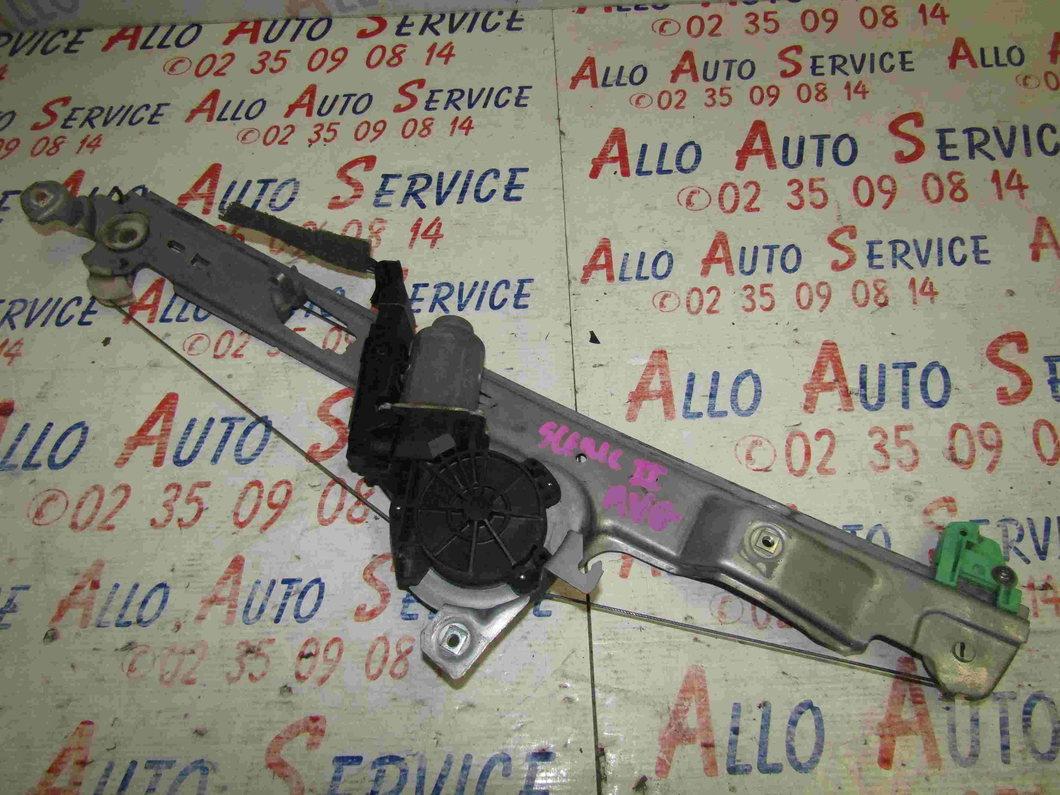 Leve Vitre Av Gauche
RENAULT Scenic
11.2002

Frais de port sur devis