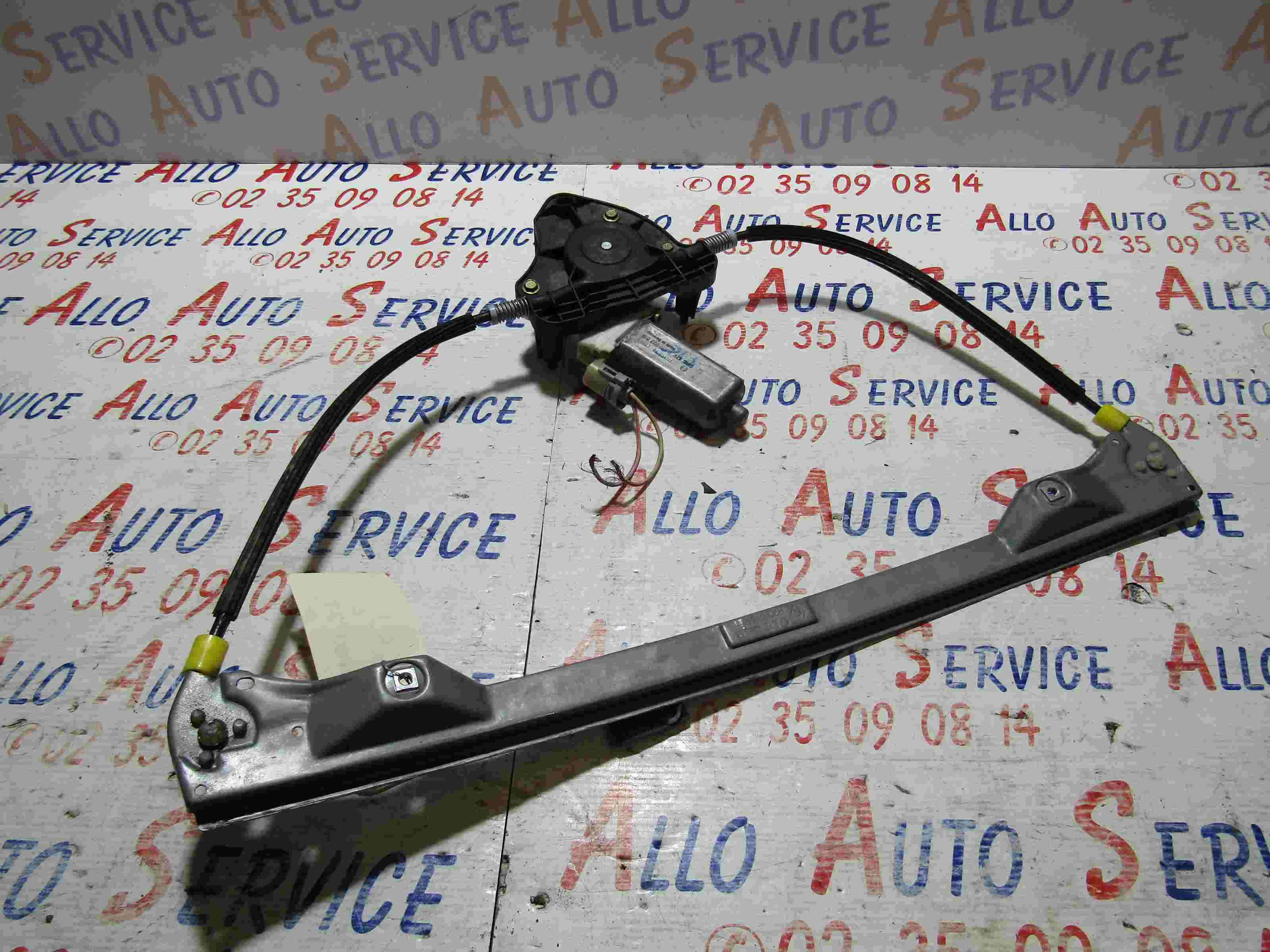 Leve Vitre Av Droit
RENAULT Clio 2 (3p)
09.1998

Frais de port sur devis

