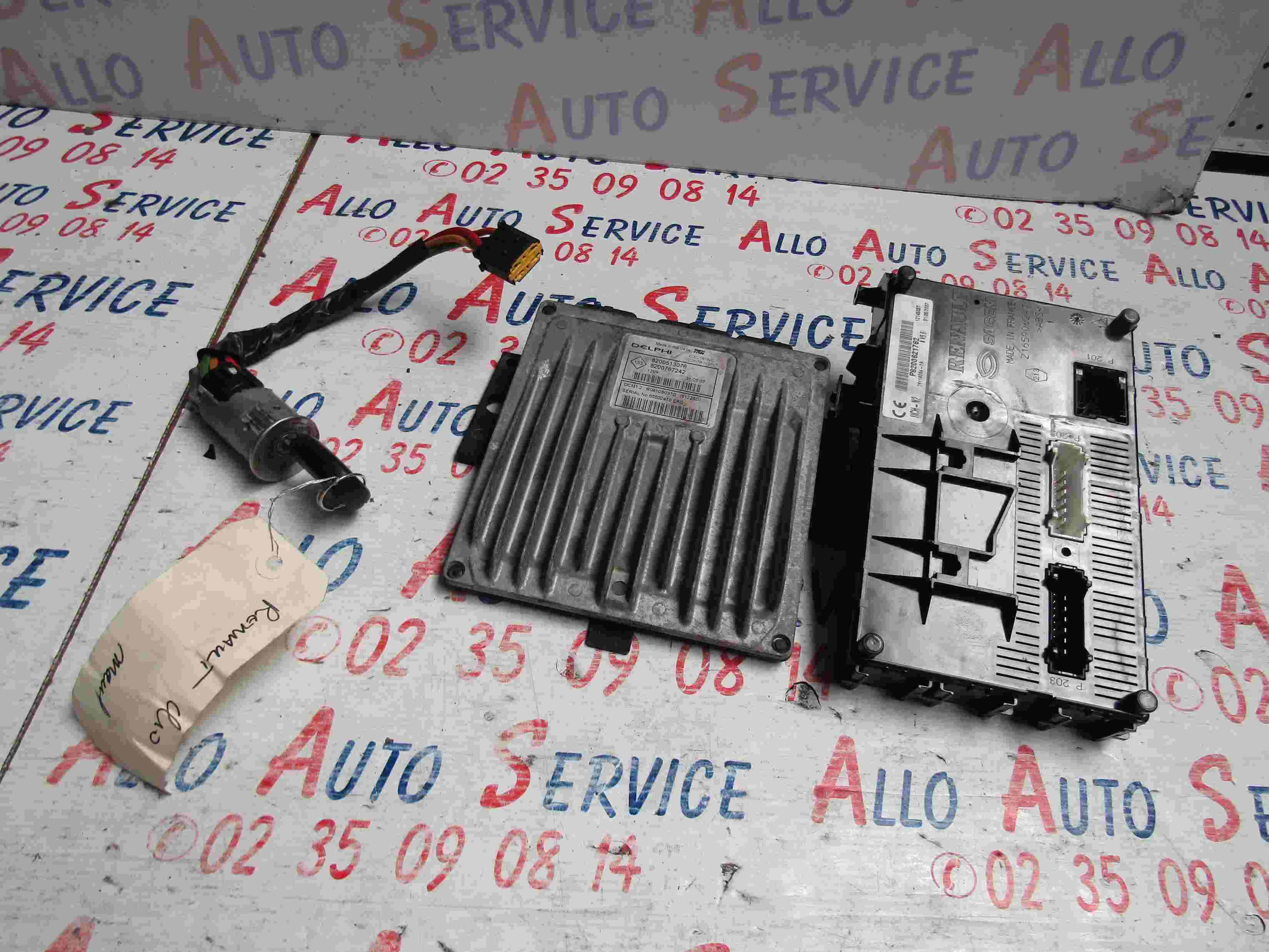 Kit de démarrage
RENAULT Clio 2 Campus 1.5 dCi 65CV
07.2007

Inclus : Clé + Neiman + Calculateur + UCH

Référence UCH : P8200621762 / UCH-N2
Référence Calculateur : 8200513076 / 8200767242
"Voir prise neiman sur photo"

Frais de port sur devis