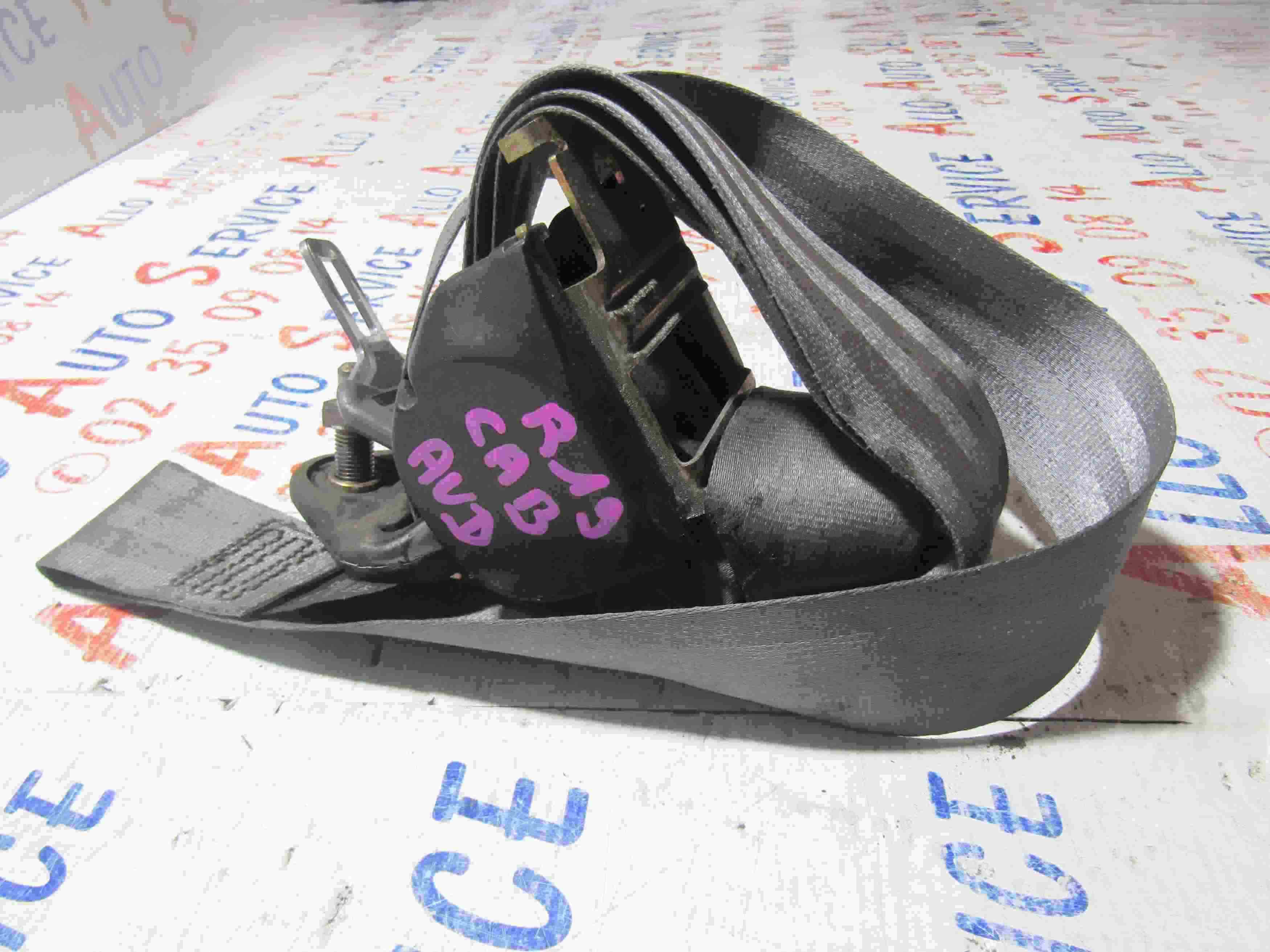 Ceinture Avant Droit
RENAULT R19 Cabriolet
07.1992

Frais de port sur devis