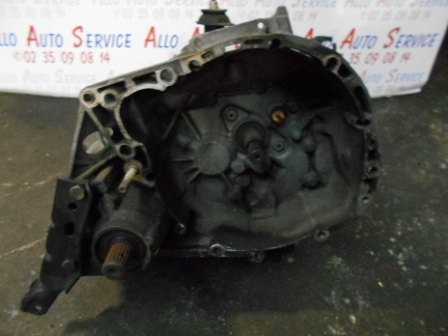 Boite de vitesses 
RENAULT Megane 1.9D
An .. 1998 .. 

Type boite : JB1923
174 000 Km

Garanti(e) 3 mois

Frais de Port sur devis