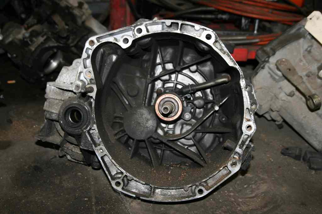 Boite de vitesses RENAULT Megane PHASE 1 1.9 dCi 130ch FAP eco2
03/2012

Type boite : ND4-001
Km : NC

Garanti(e) 3 mois

Frais de Port sur devis