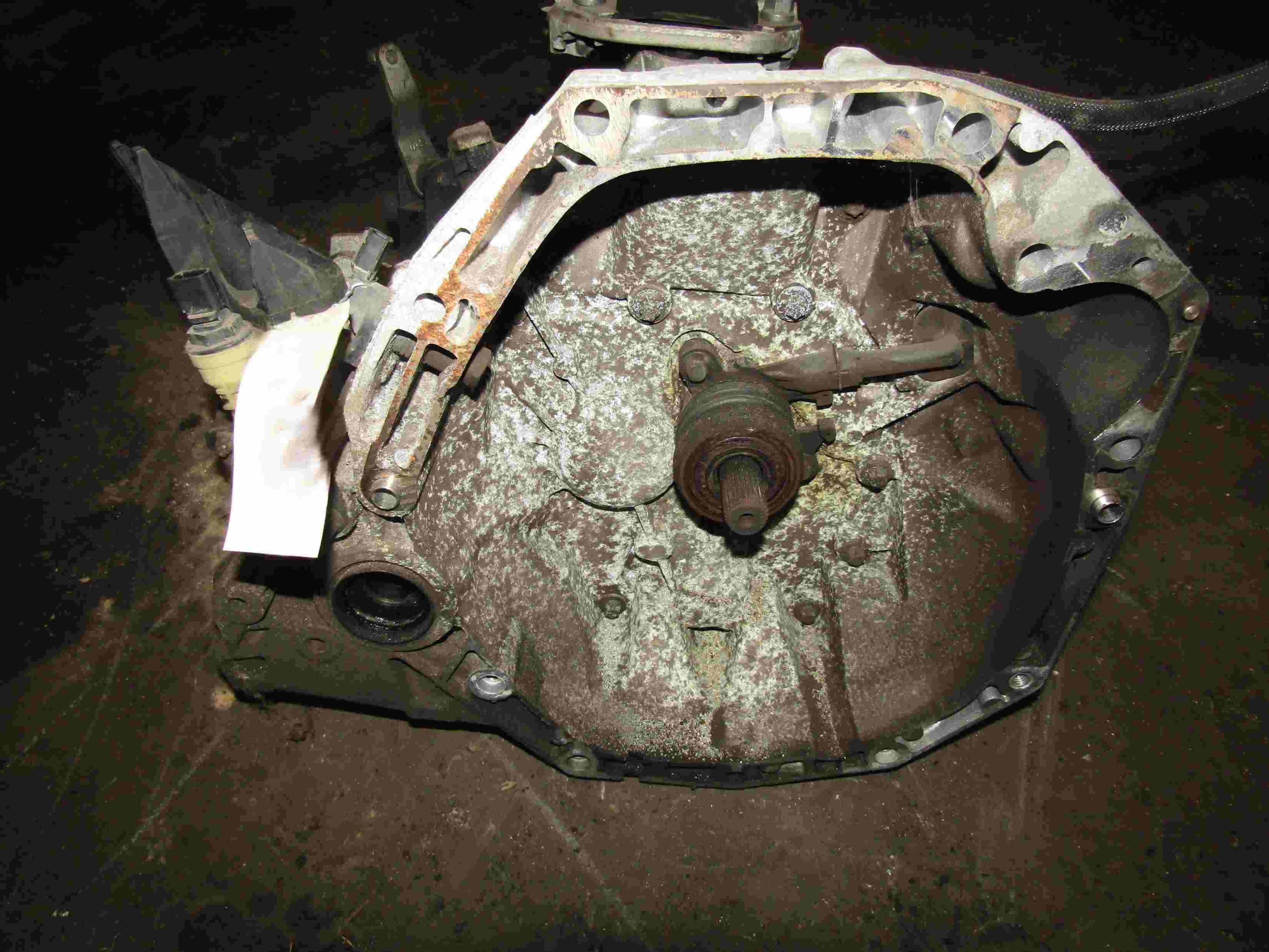 Boite de vitesses 
RENAULT Scenic 3 Phase 3 1.5DCI 110CV

Type boite : TL4055  
178 000 Km

Garanti(e) 12 mois

Frais de Port sur devis