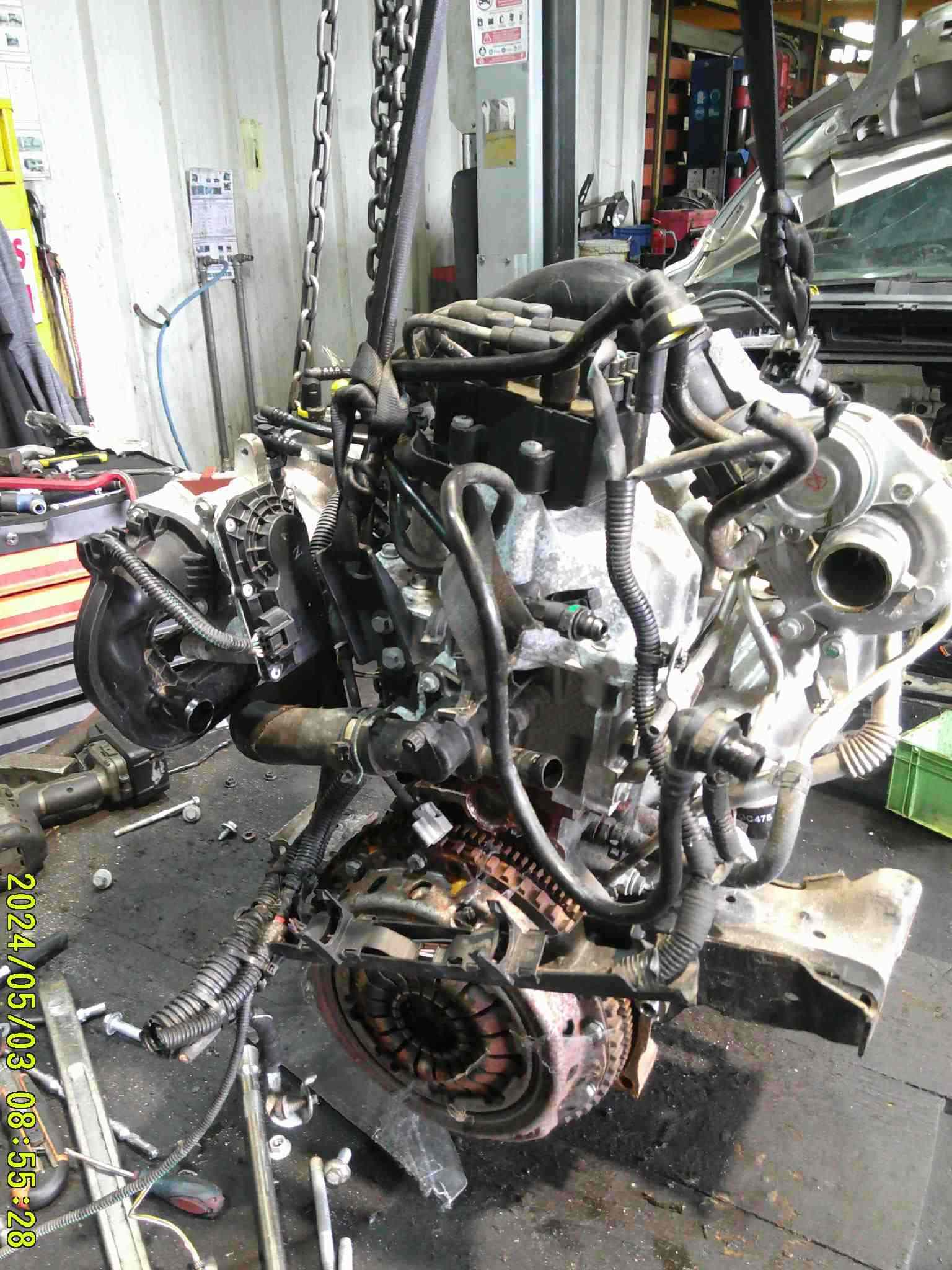 Moteur 
RENAULT Modus PHASE 2 1.2i TCE

Type moteur : D4F 784
 26473 Km

Vendu sans alternateur, démarreur, compresseur de clim

Garanti(e) 3 mois

Frais de Port sur devis