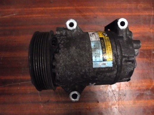 Compresseur de Clim 
RENAULT Megane II 1.9DCI 120CV
An 09.2002 - 12.2009

Delphi 9027
Renault 8200053264


