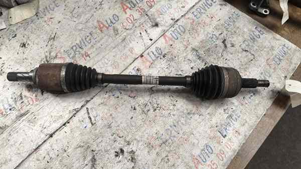 Cardan Gauche
RENAULT Scénic 3
Ph1 1.5 DCI 
Année 2012
Code Moteur:K9K_836
 