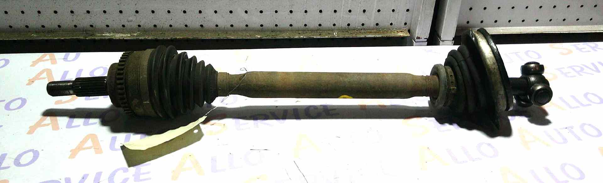 Cardan Gauche RENAULT Scenic 1
ANNEE 07/02/2002 