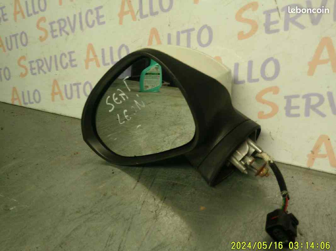 rétroviseur gauche électrique  Seat Léon 

