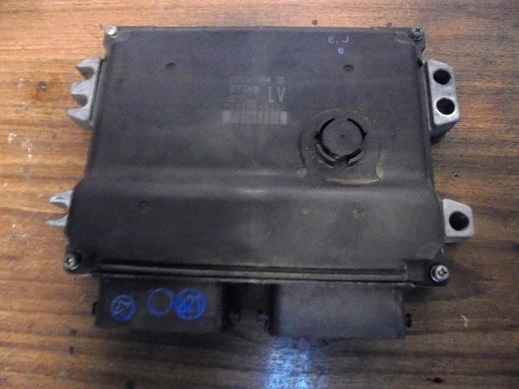 Calculateur 
SUZUKI Swift III 1.3 VTT
An 03.2005 - 04.2011

Denso 33920 73KM

