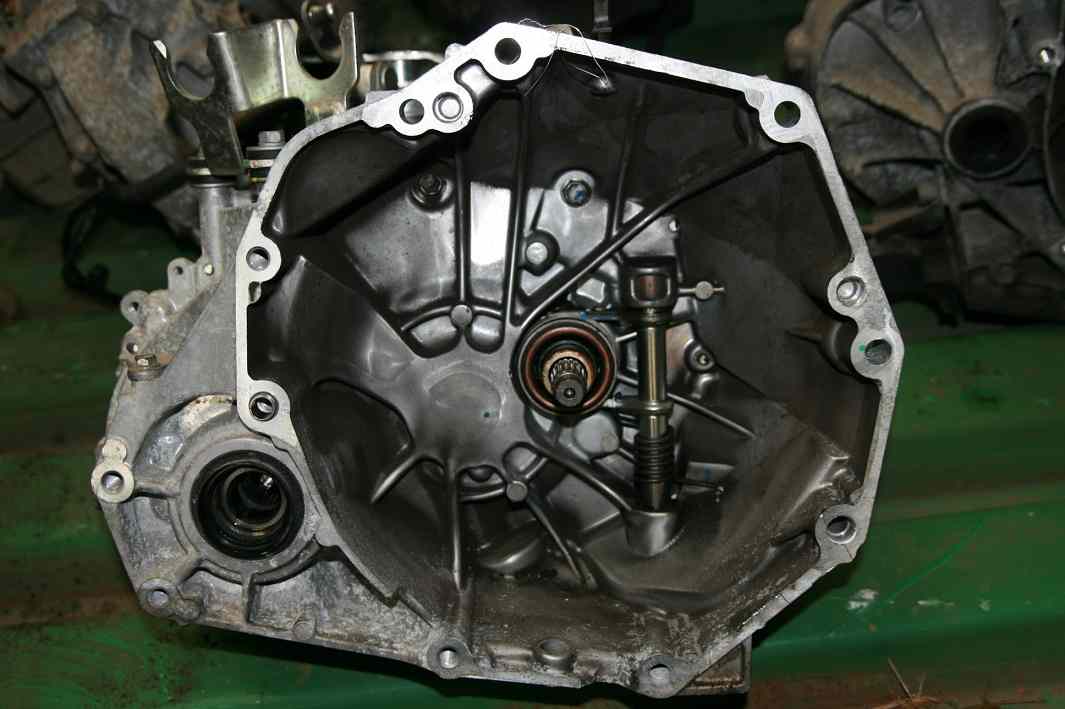 Boite de vitesses SUZUKI CELERIO 1.0i 68ch  
03.2018

Type boite : YLA
32 590 Km

Garanti(e) 3 mois

Frais de Port sur devis