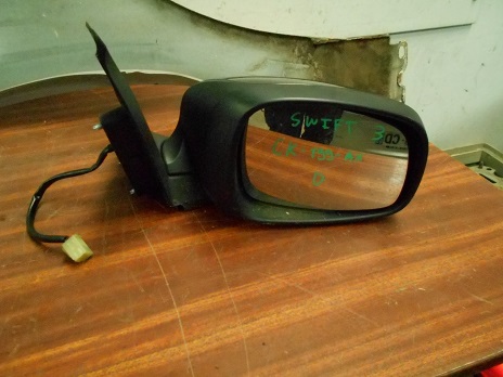 Retro Electrique Droit
SUZUKI SWIFT 3
An 2005-03->2011-04