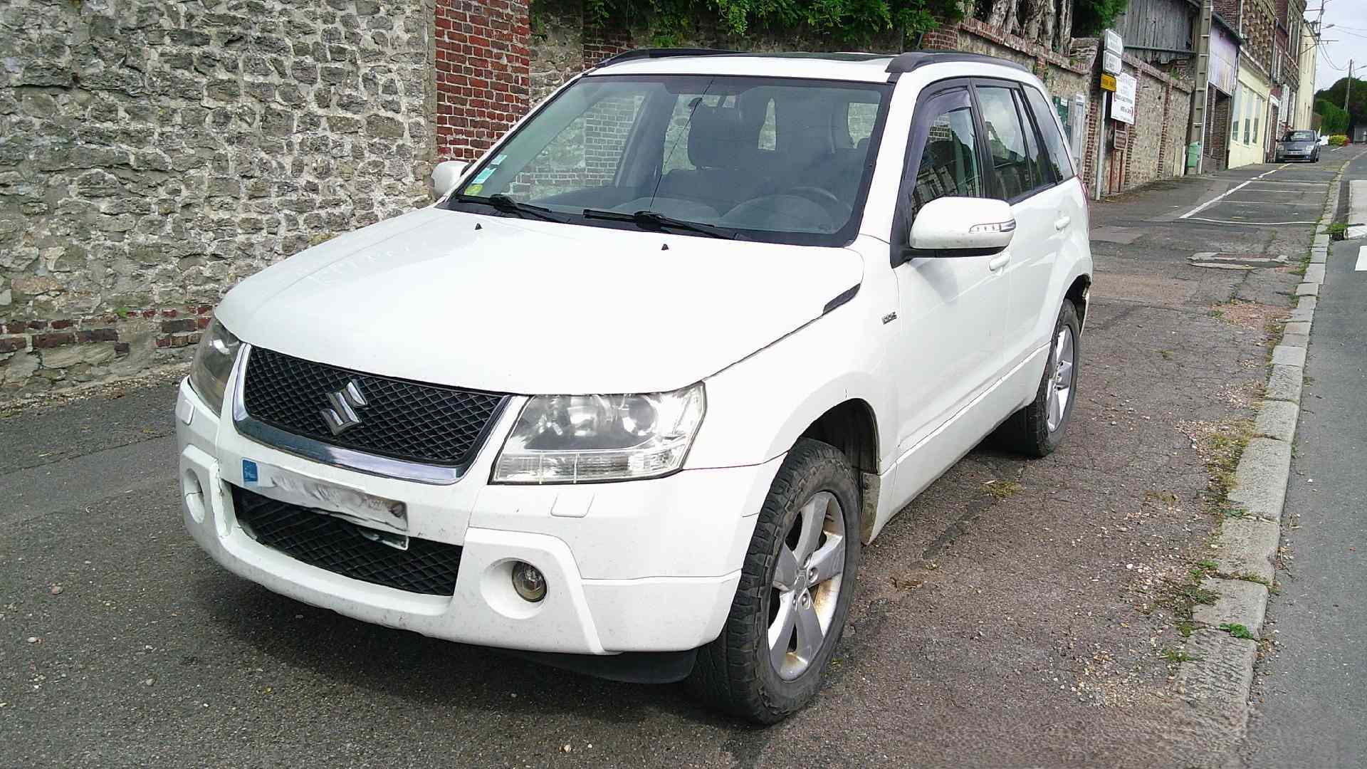 Occasion  SUZUKI Grand VITARA 2 PHASE 2 1.9 DDIS 8V TURBO 4X4

130 CH

MILLESIME 06/2011

299802 KMS

INTERIEUR CUIR, ATTELAGE


