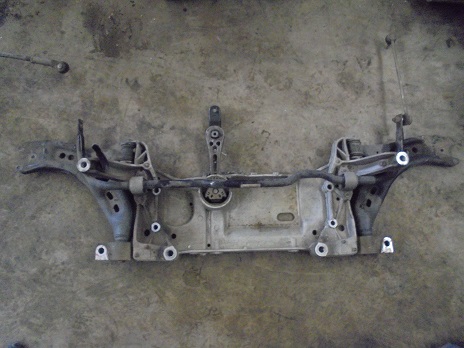 Berceau 
VOLKSWAGEN Scirocco 3 2.0 TDI 16V 
An 07.2008 - 09.2014

Frais de port sur devis