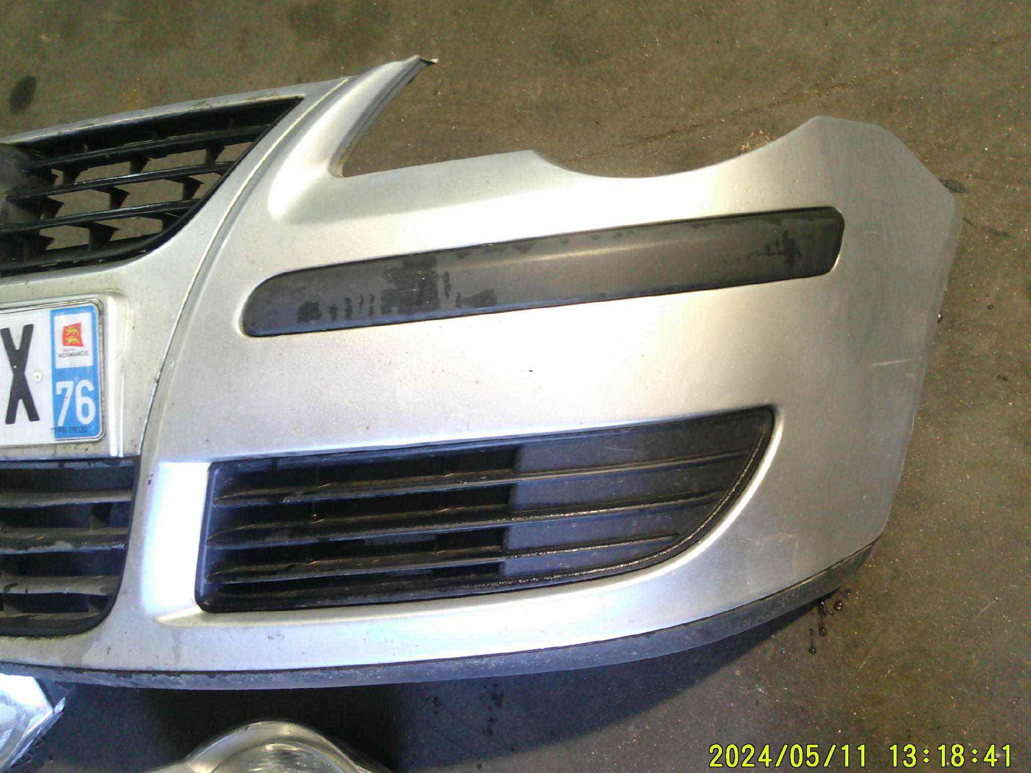 Pare Choc Av sans antibrouillard 
VOLKSWAGEN Polo 4 9n3

Frais de Port sur devis