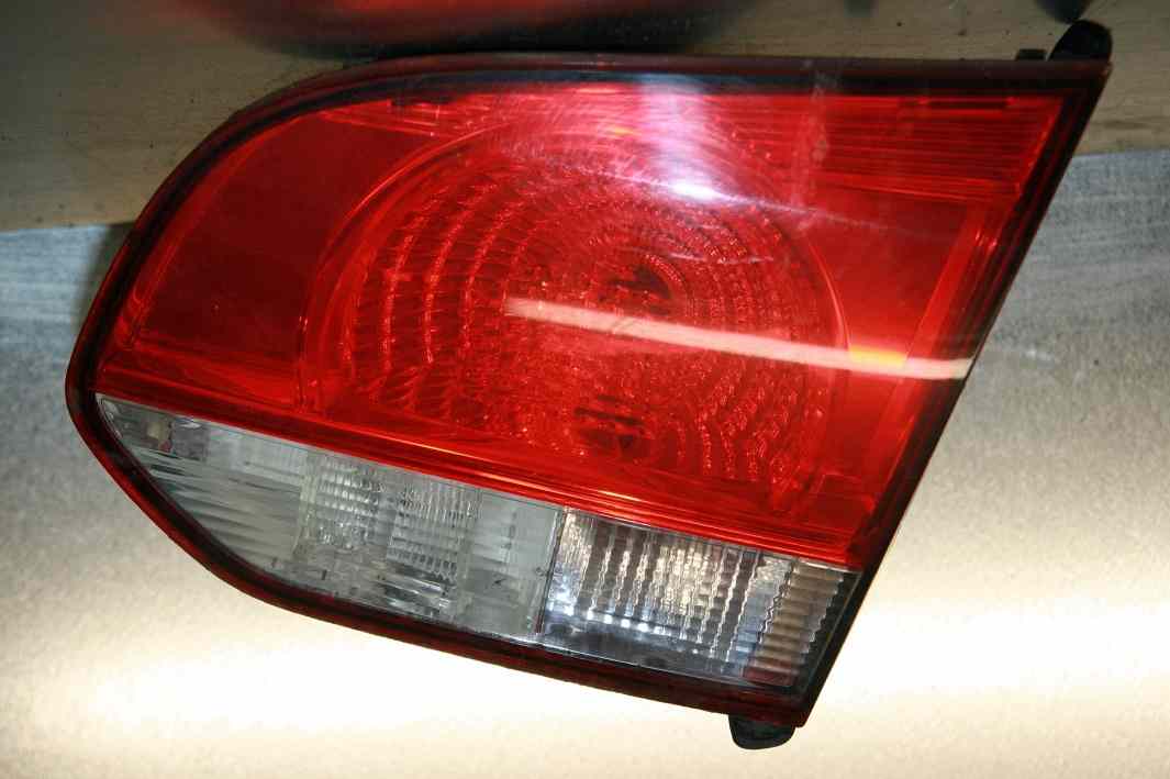 Feu Arriere de hayon Droit VOLKSWAGEN Golf 6
12.2010