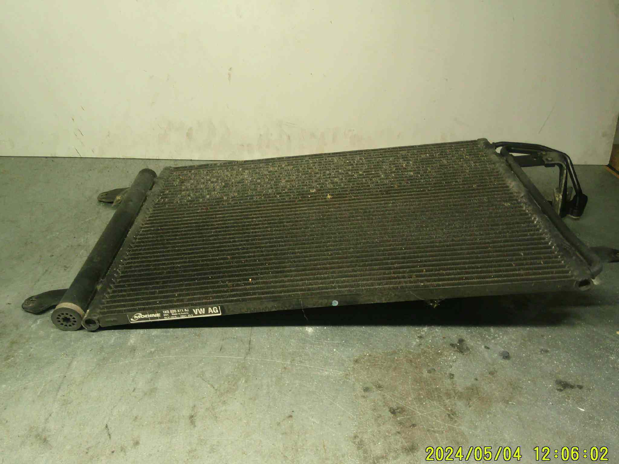 Radiateur de Clim 
VOLKSWAGEN Scirocco
ref : 1ko820411aj
